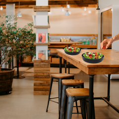 Prato Fundo Preto Fosco de Argila G.A CERÂMICA ARTISTICA