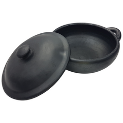 Caçarola Baixa Capixaba de Barro Preto N4 Com Tampa 6,2L Artesanato Vilas Boa