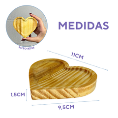 Xícara Porcelana Com Pires Coração Madeira