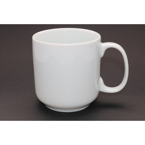 Caneca Rio Grande Lisa de 450ml em Porcelana BelaVista