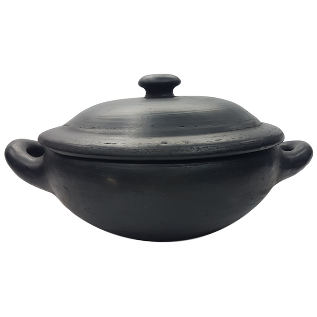 Caçarola Baixa Capixaba de Barro Preto Com Tampa N3 4L Artesanato Vilas Boa Hover Image