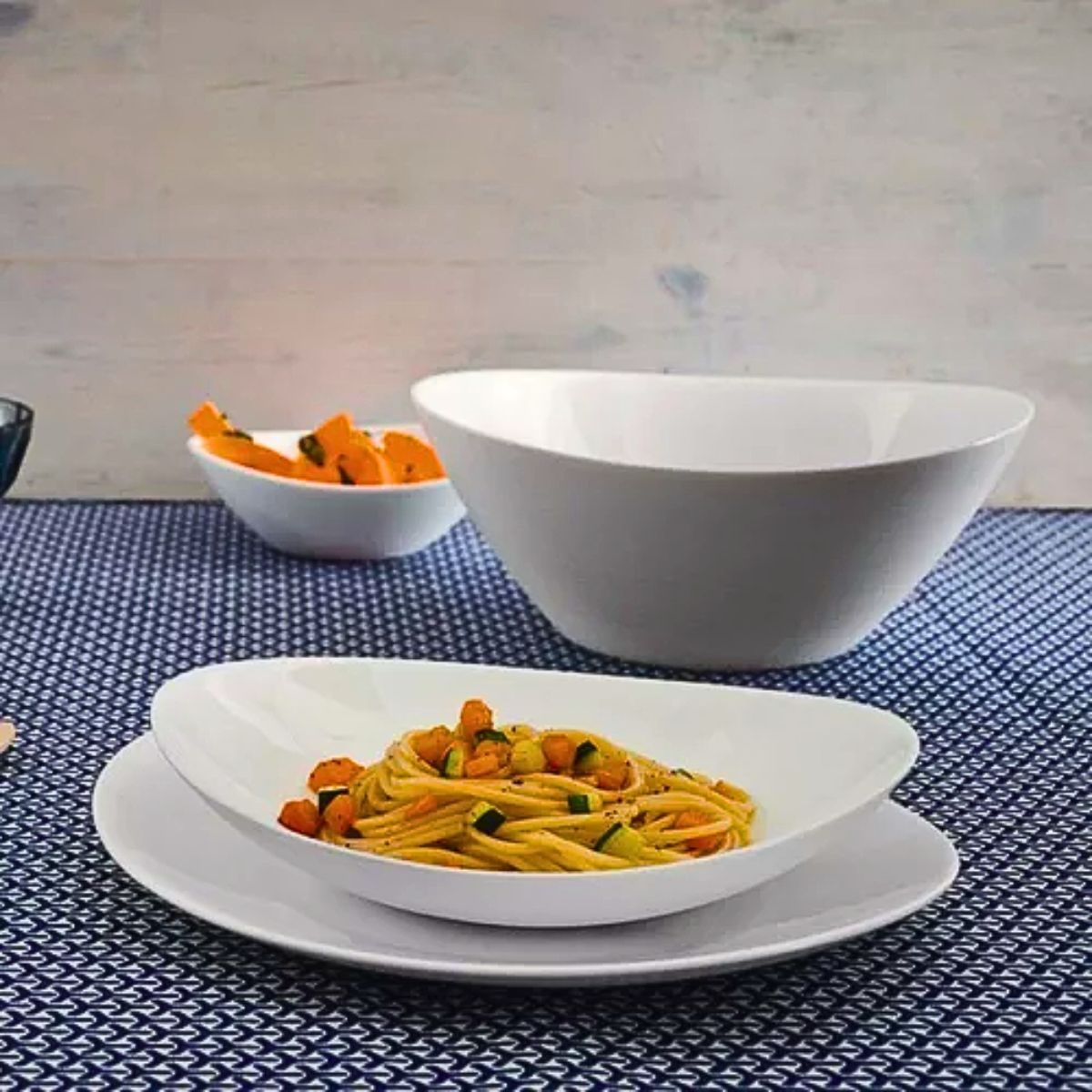 Saladeira Parma de Vidro Opalino 25cm Day Home