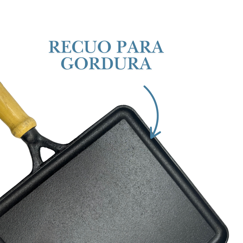 Bifeteira de Ferro Fundido Cabo Madeira - A Gourmet