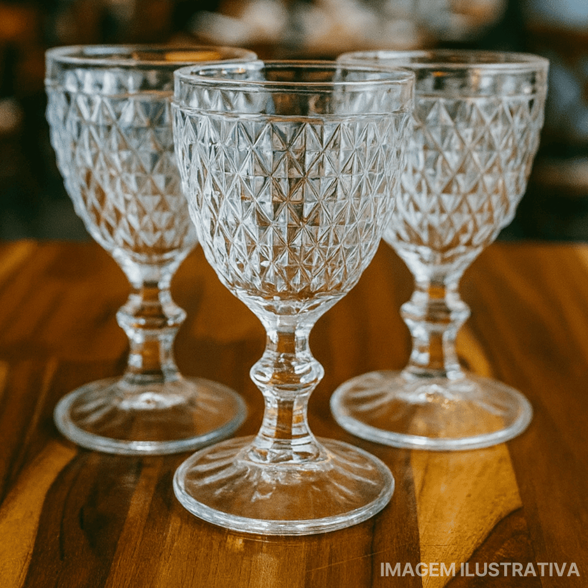 Taça de Vidro Bico Abacaxi 230ml