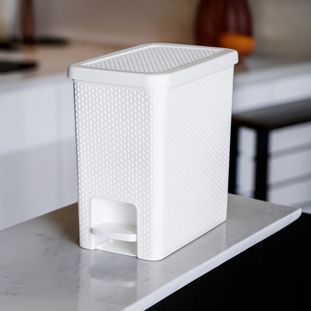 Lixeira Com Pedal Branca Linea 10Litros - A Gourmet